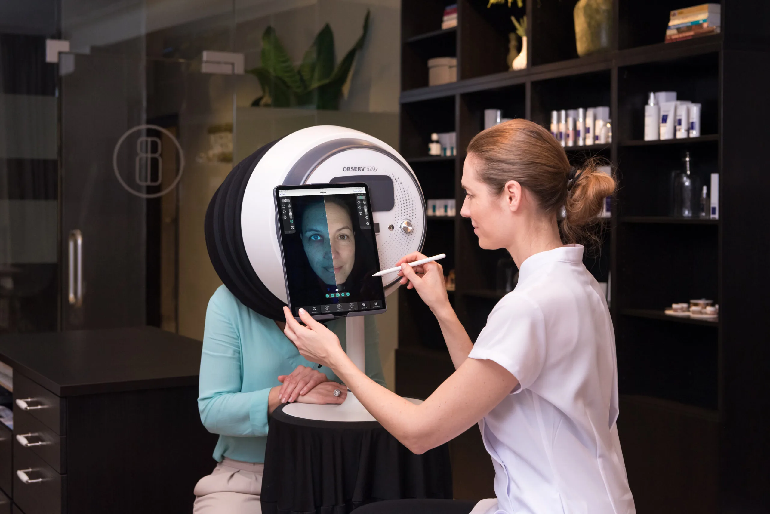 Sylton Connect software displaying multispectral skin analysis